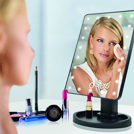 dramatisch Geneigd zijn Gevoel Make-up spiegel - Touch Screen - LED verlichting - Webshop-outlet.nl |  Aanbiedingen tegen OUTLET prijzen!